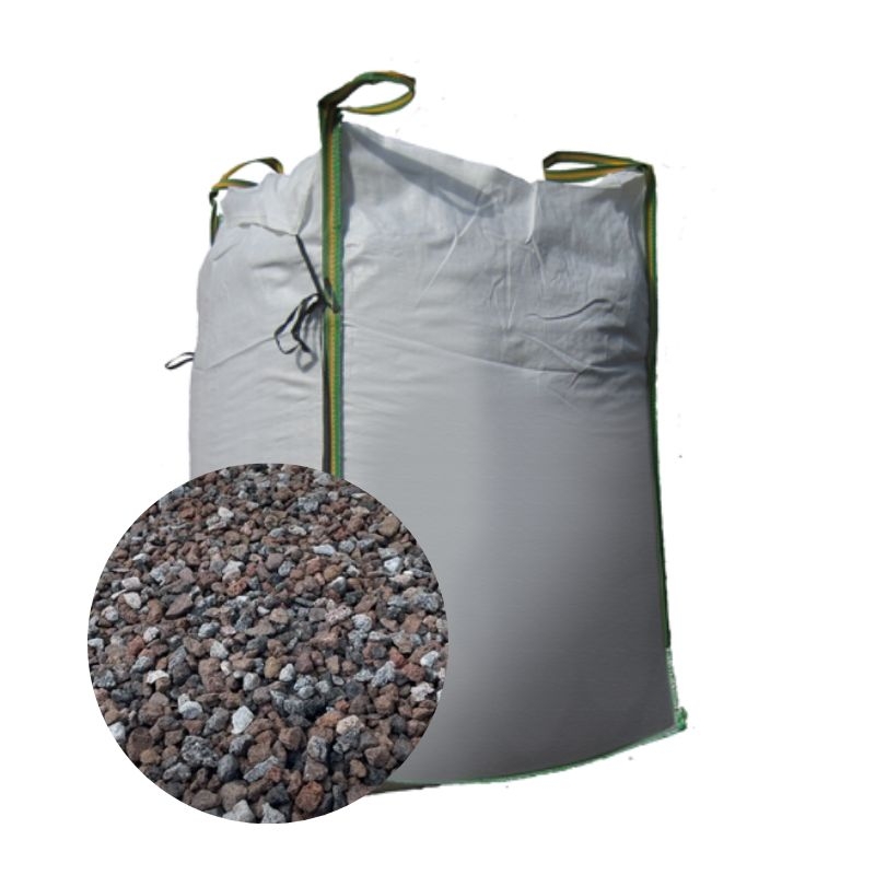 Een big bag met natuurlijke pouzzolane lava bodembedekker, ideaal voor drainage en het weren van slakken.