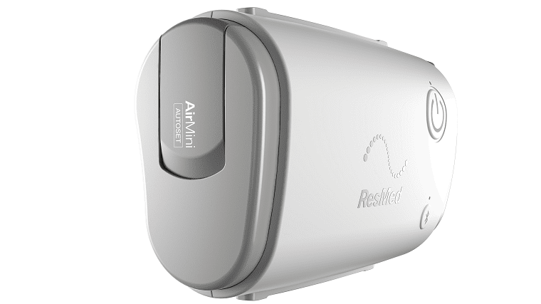 AirMini AutoSet CPAP-Gerät – linke Seitenansicht mit Luftauslass und Gerätesteuerung