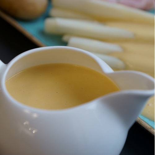 Sauce hollandaise basic recipe