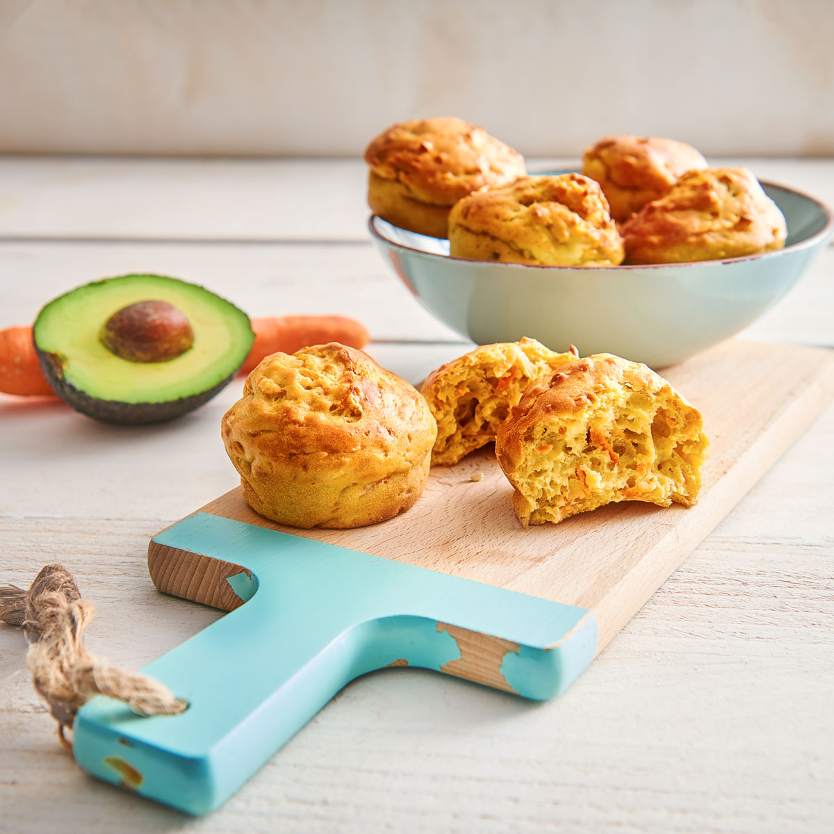 Vegane Frühstücksmuffins aus unseren Lurch Muffinförmchen – saftig, aromatisch und voller guter Zutaten. Perfekt für mehrere Tage oder als Snack für zwischendurch!