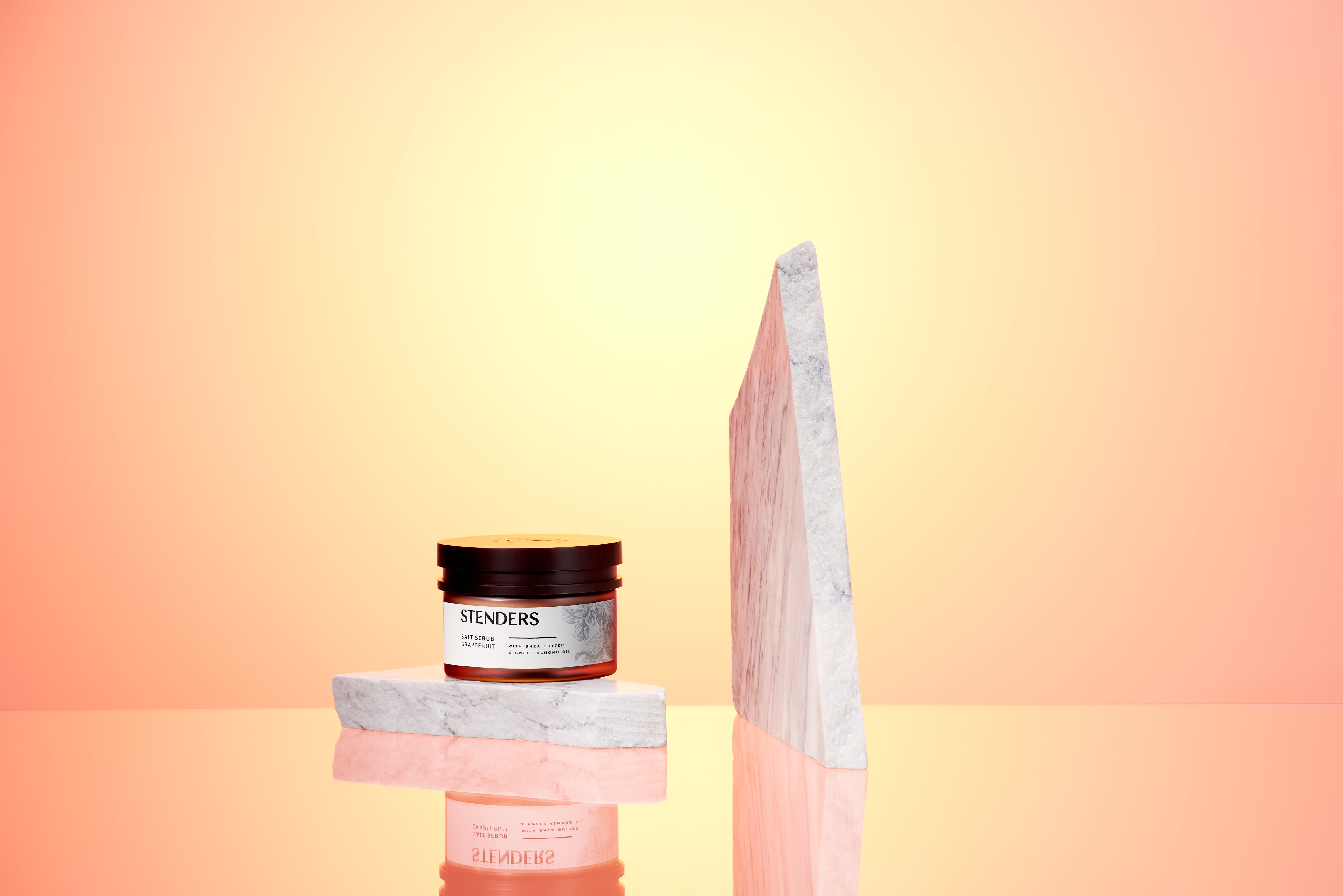 stenders-salt-scrub-grapefruit Salz Körperpeeling Grapefruit