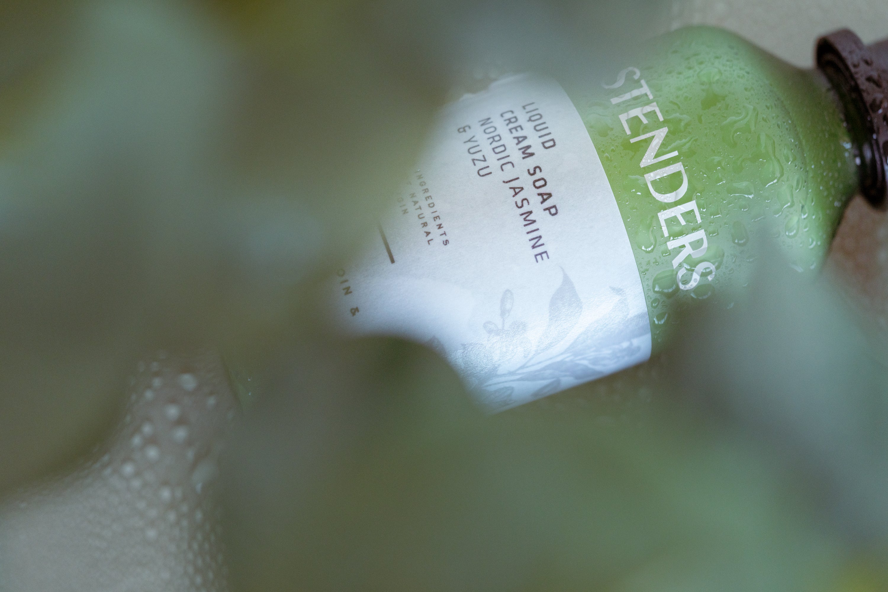stenders-liquid-cream-soap-nordIc-jasmine-yuzu-02 Crème de douche Jasmin du Nord & Verveine