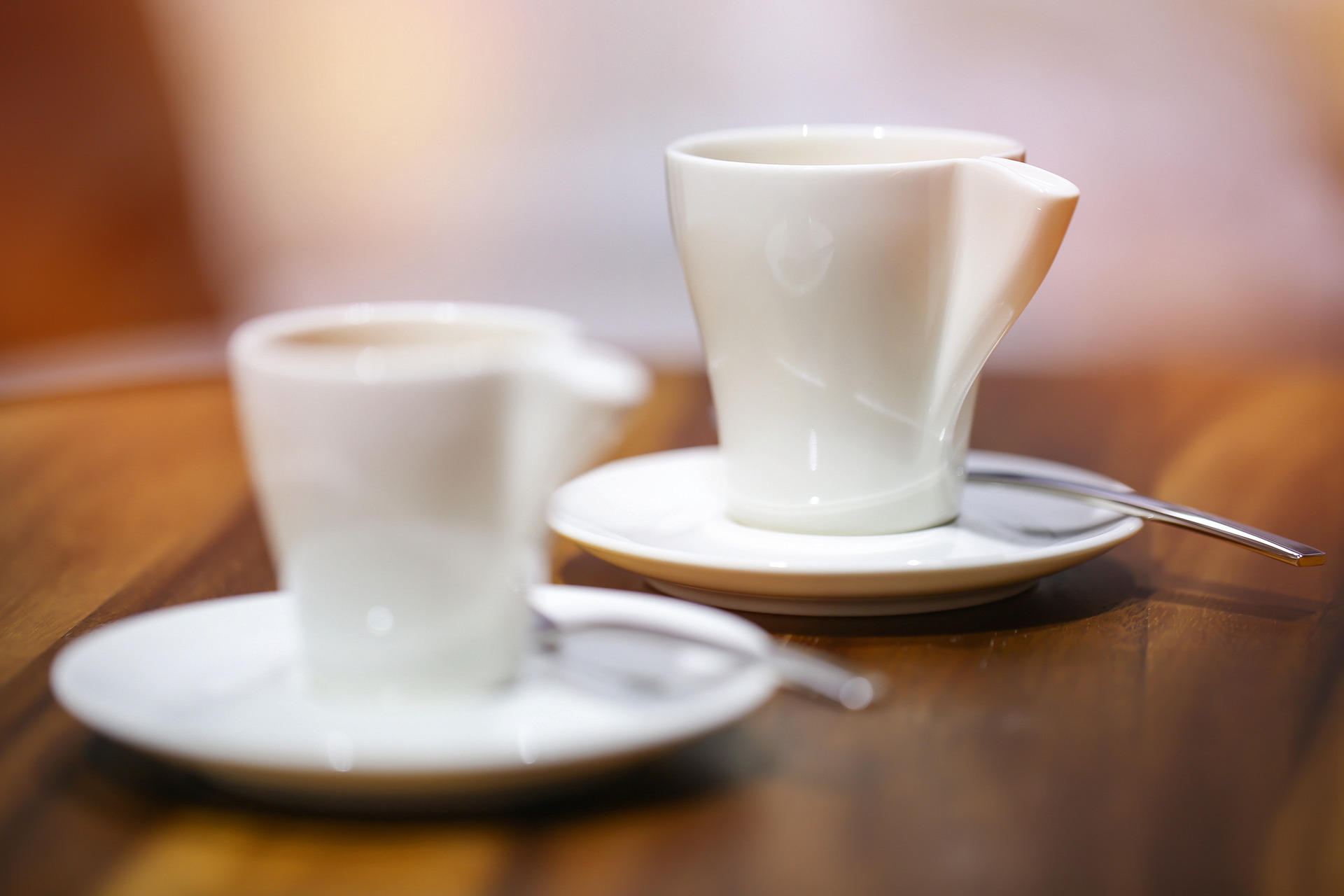 Kaffeetasse mit massivem Henkel swirls 0,15 l plain-white