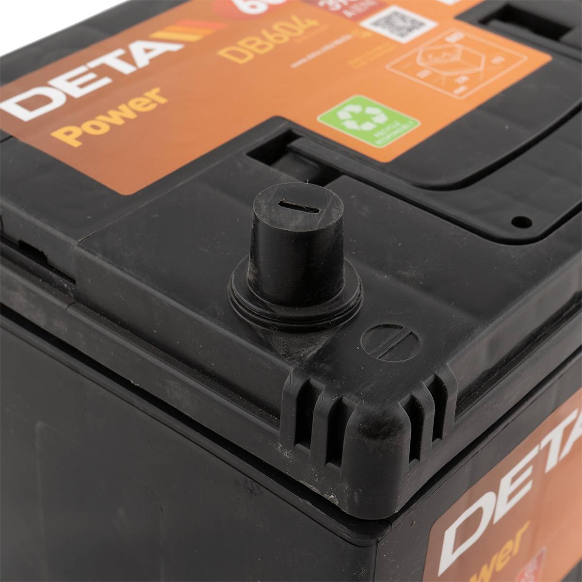 DETA DB604 Power 12V 60Ah 390A Autobatterie
