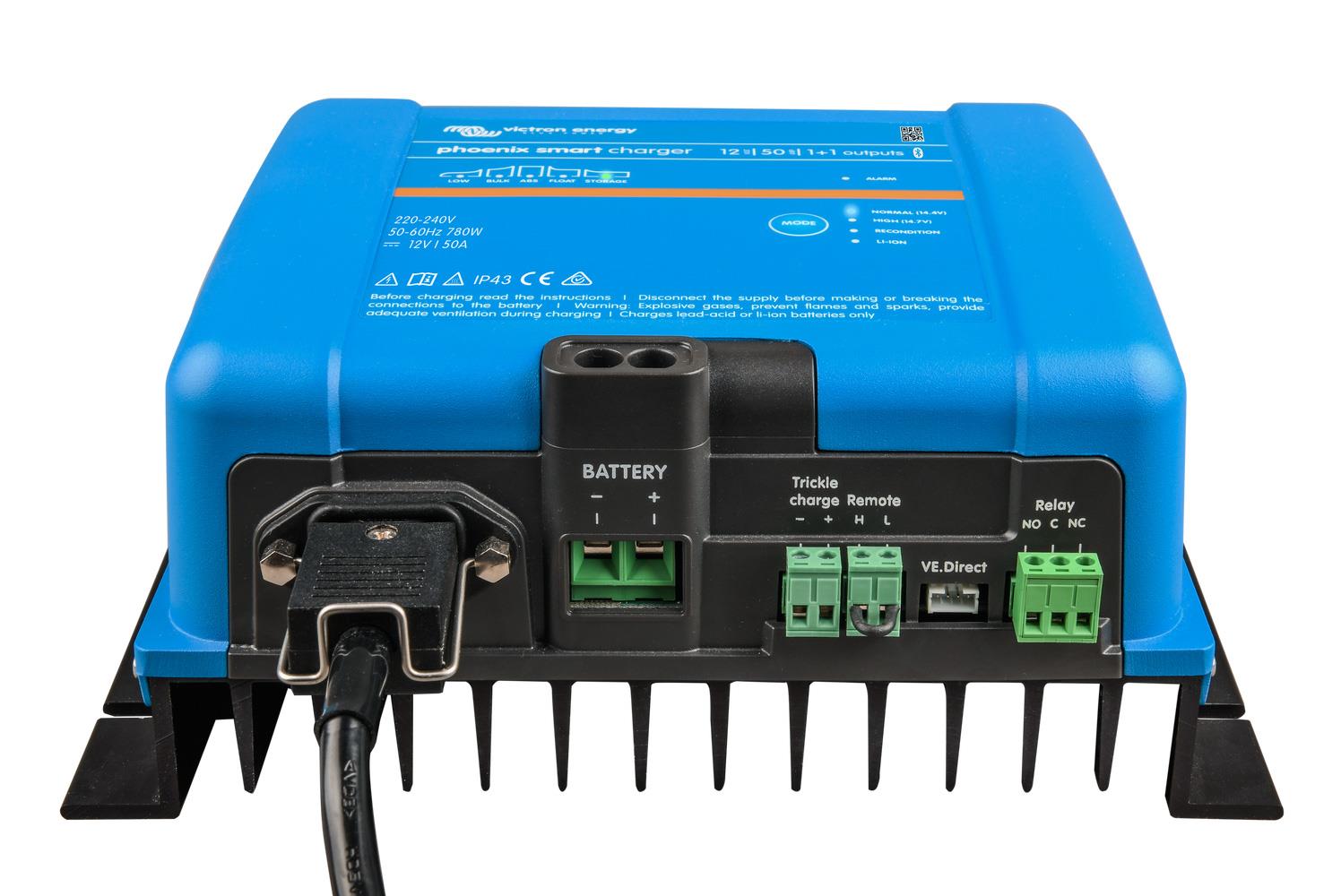 Victron IP43 12/50 Phoenix Smart Ladegerät 230 V (1+1 Ladeausgänge)