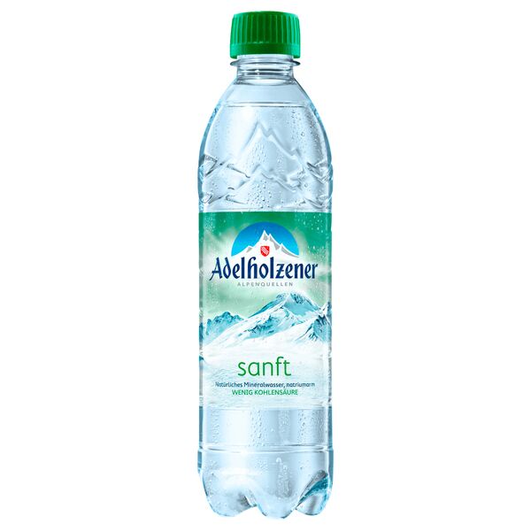 Adelholzener Sanft natürliches Mineralwasser aus den Alpen in 0,5 Liter PET-Flasche mit wenig Kohlensäure.