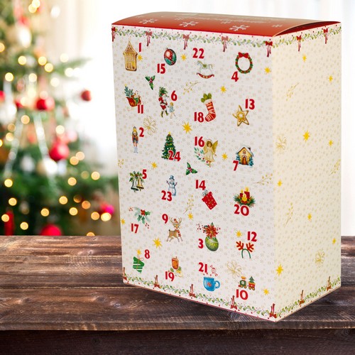 Weihnachtsservietten 'Christmas Dreams' – Gold-weißes Design Auf Stoffähnlichem Airlaid (40x40 Cm, 12 Stück)