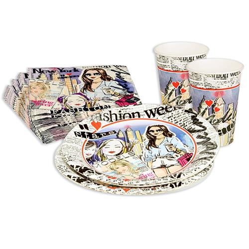 10 Pappbecher Magic Experience Fashion Girl - Modetrend 0,2l, H9,7 x Ø7cm