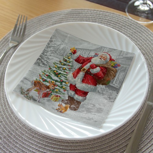 20 Servietten Santas XMas Tree - Santa freut sich über Weihnachtsbaum 33x33cm