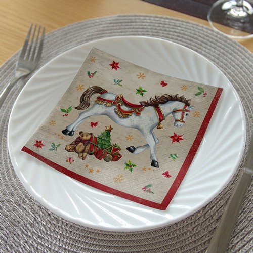 20 Servietten Festive Horse - Pferd an Weihnachtssymbole 33x33cm