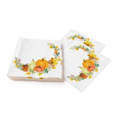 20 Servietten Pumpkin Flair white - Kürbisse im Herbstkranz 33x33cm