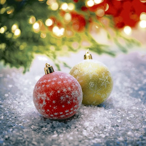 20 Servietten Chrystal Baubles - Weihnachtskugeln zum Dekorieren 33x33cm