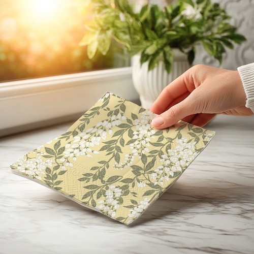 20 kleine Cocktailservietten Wisteria yellow - Wisteria auf gelb 25x25cm