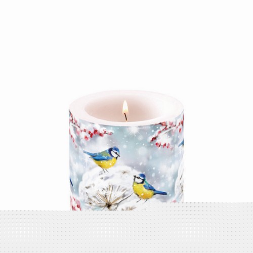 Kerze rund klein Birds in the Snow - Blaumeisen in verschneiter Natur Ø 7,5cm, Höhe 9cm