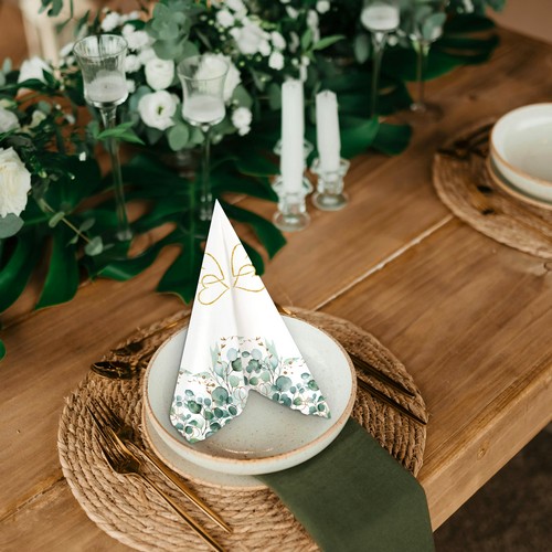 50 Servietten Eucalyptus Frame Hearts - Eukalyptus Bordüre Herzen 40x40cm