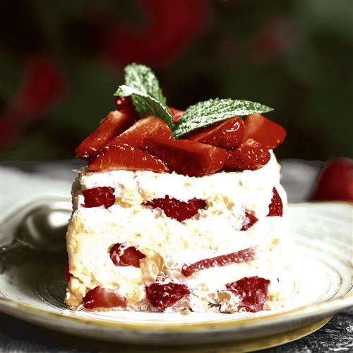 20 Servietten Strawberry Cake - Erdbeertorte 33x33cm