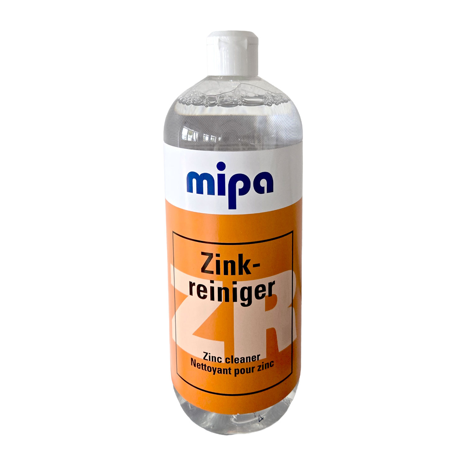 Eine durchsichtige Plastikflasche Mipa Zink-reiniger, ein Zinkreiniger, mit orangefarbenem Etikett mit Produktname und Markenlogo, isoliert vor weißem Hintergrund.