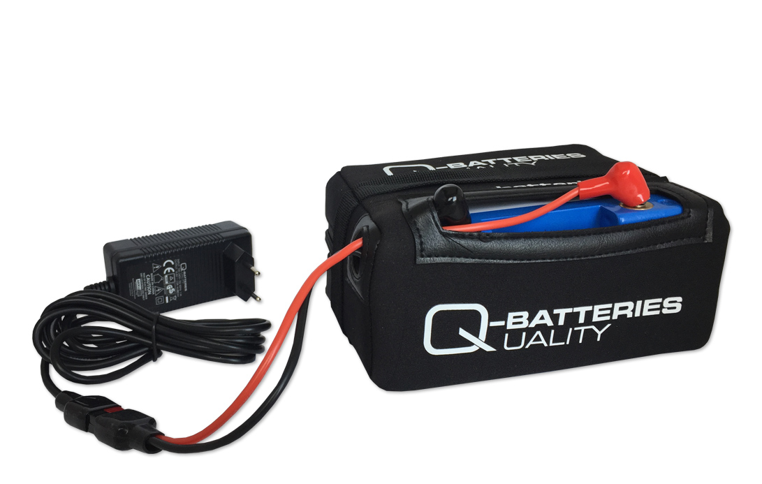 Q-Batteries 12Lith-18 Lithium Akku Pack Golf 12,8V 18Ah 230,4Wh  inkl. Ladegerät + Tasche  