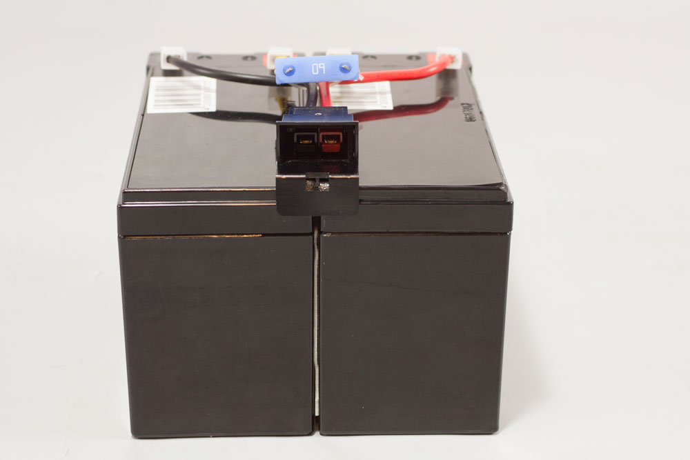 Ersatzakku für APC-Back-UPS RBC48 - fertiges Batterie-Modul zum Austausch 