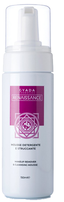 Gyada Cosmetics Make-Up-Entferner-Mousse ohne Hintergrund