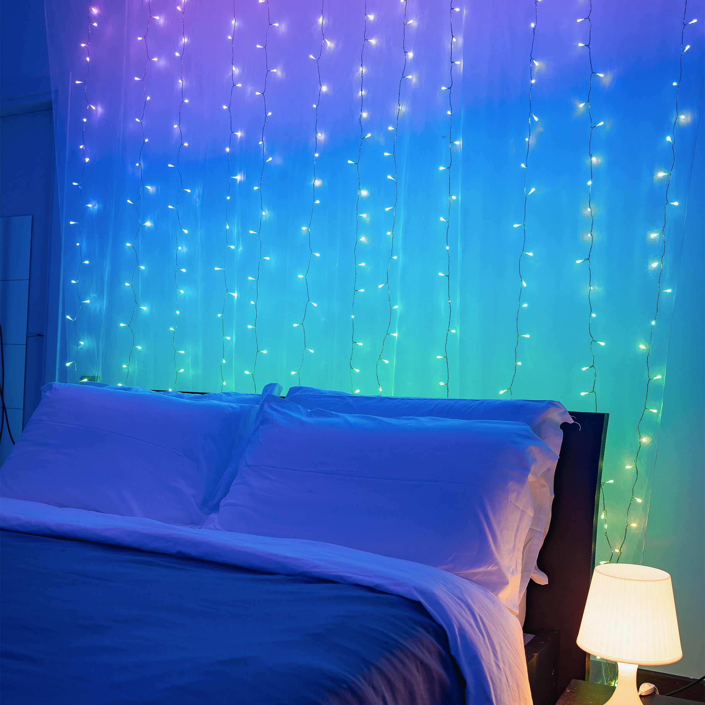 Twinkly Smarter Lichter-Vorhang CURTAIN mit 210 5mm LED RGBW 1.5m Breite 2.1m Länge