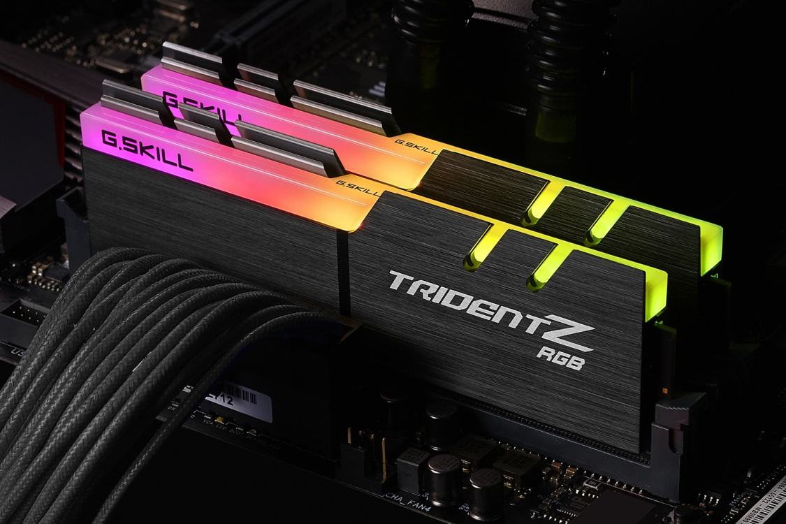 G.Skill TridentZ RGB Series - DDR4 - kit - 16 GB: 2 x 8 GB