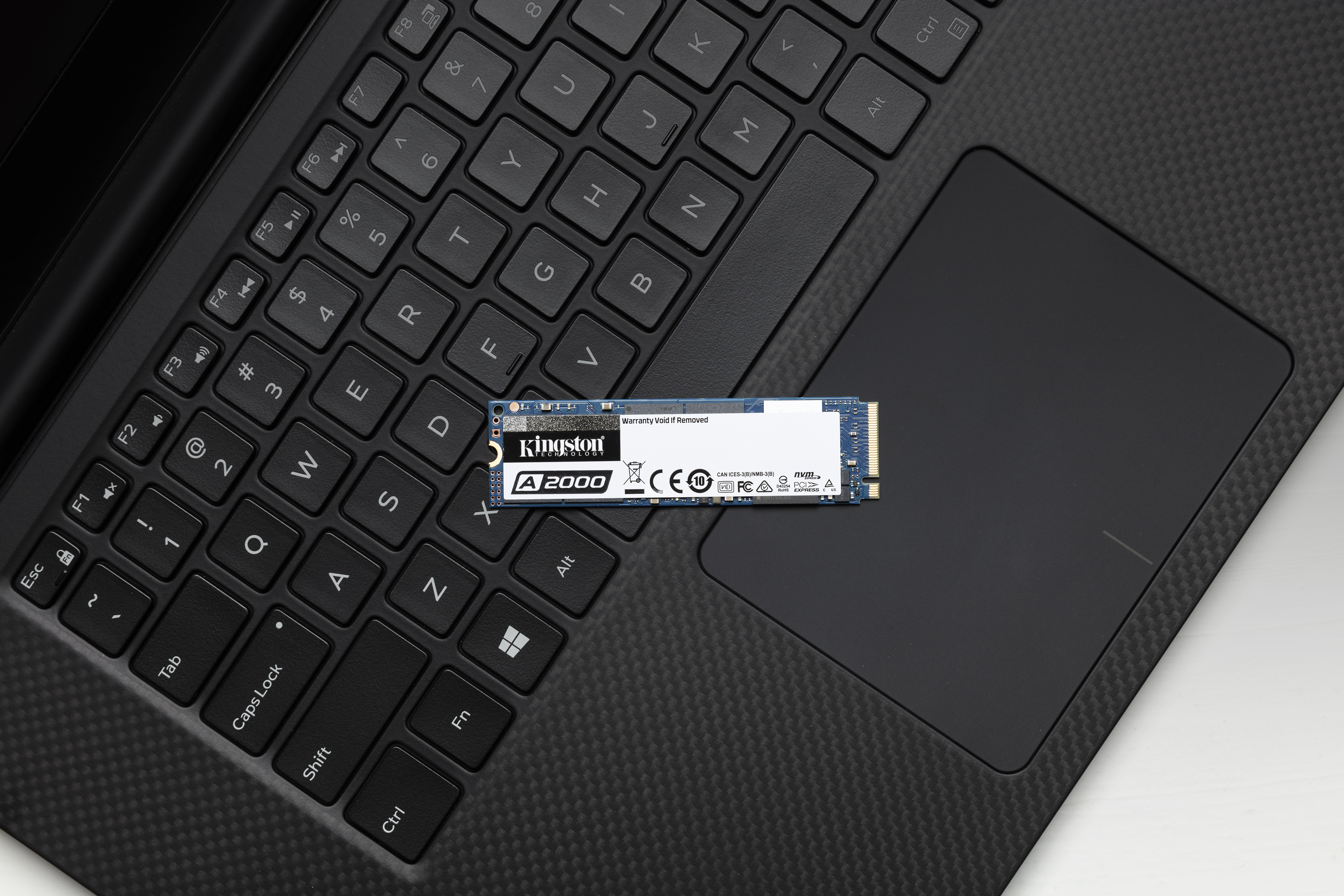 Kingston A2000 - SSD - verschlüsselt - 250 GB - intern - M.2 2280 - PCIe 3.0 x4 (NVMe)