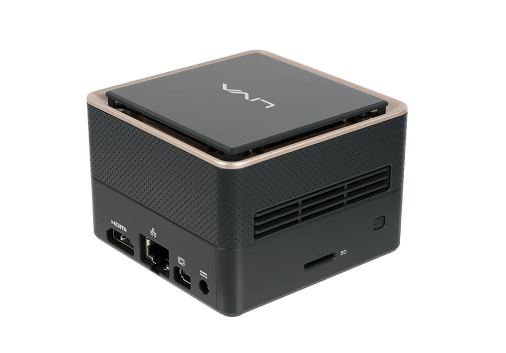 EliteGroup LIVA Q3 Plus - Mini-PC - Ryzen Embedded V1605B / 2 GHz