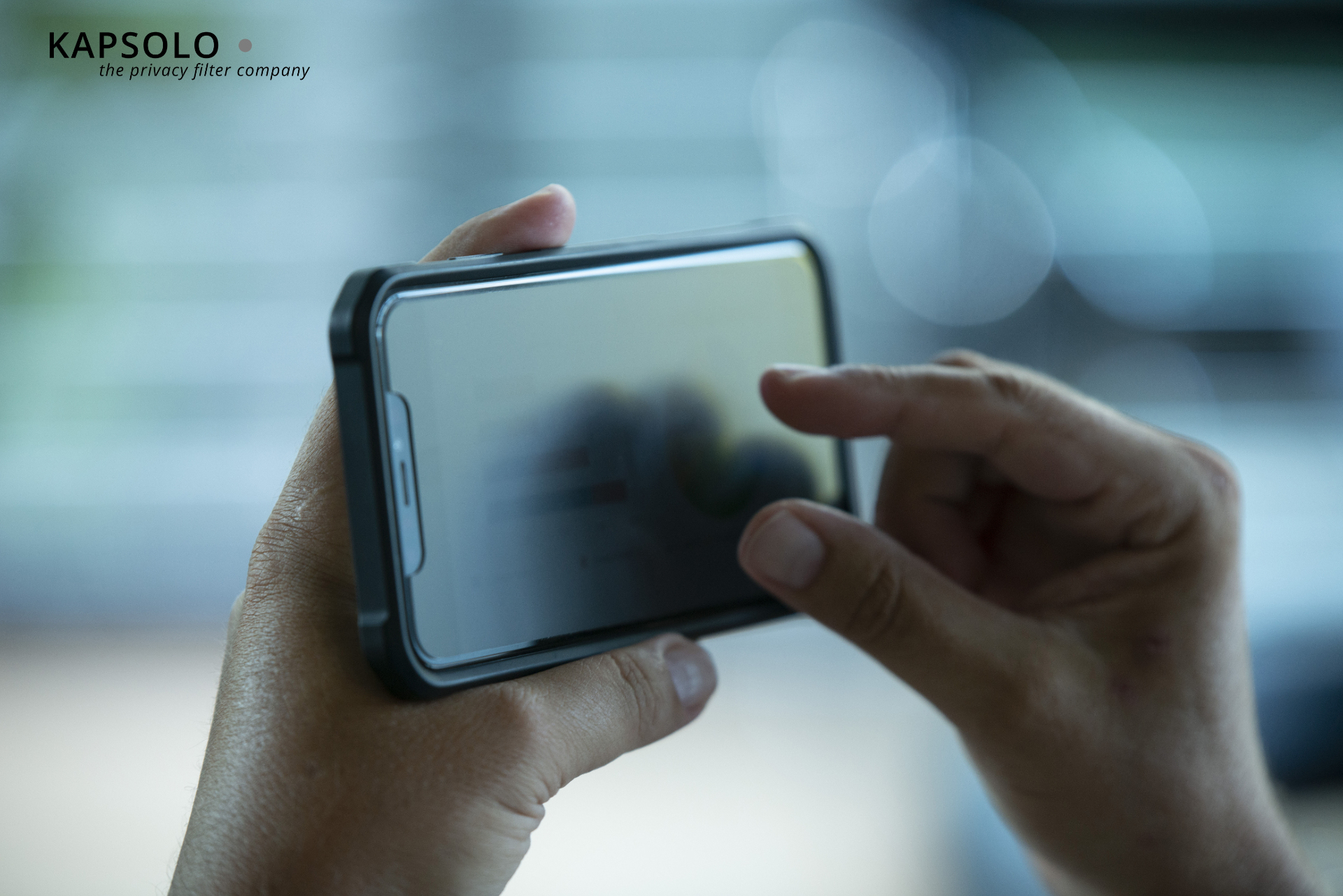 KAPSOLO 4-wege Blickschutzfilter selbstklebend für HTC U12 Plus - Smartphone - Rahmenloser Display-Privatsphärenfilter - Transparent - Privatsphäre - 50% - Deutschland