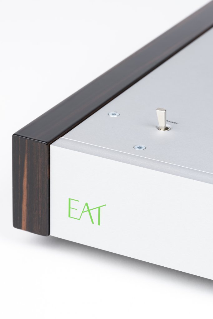 EAT E-Glo S Phono Vorverstärker mit Seitenteile in schwarz