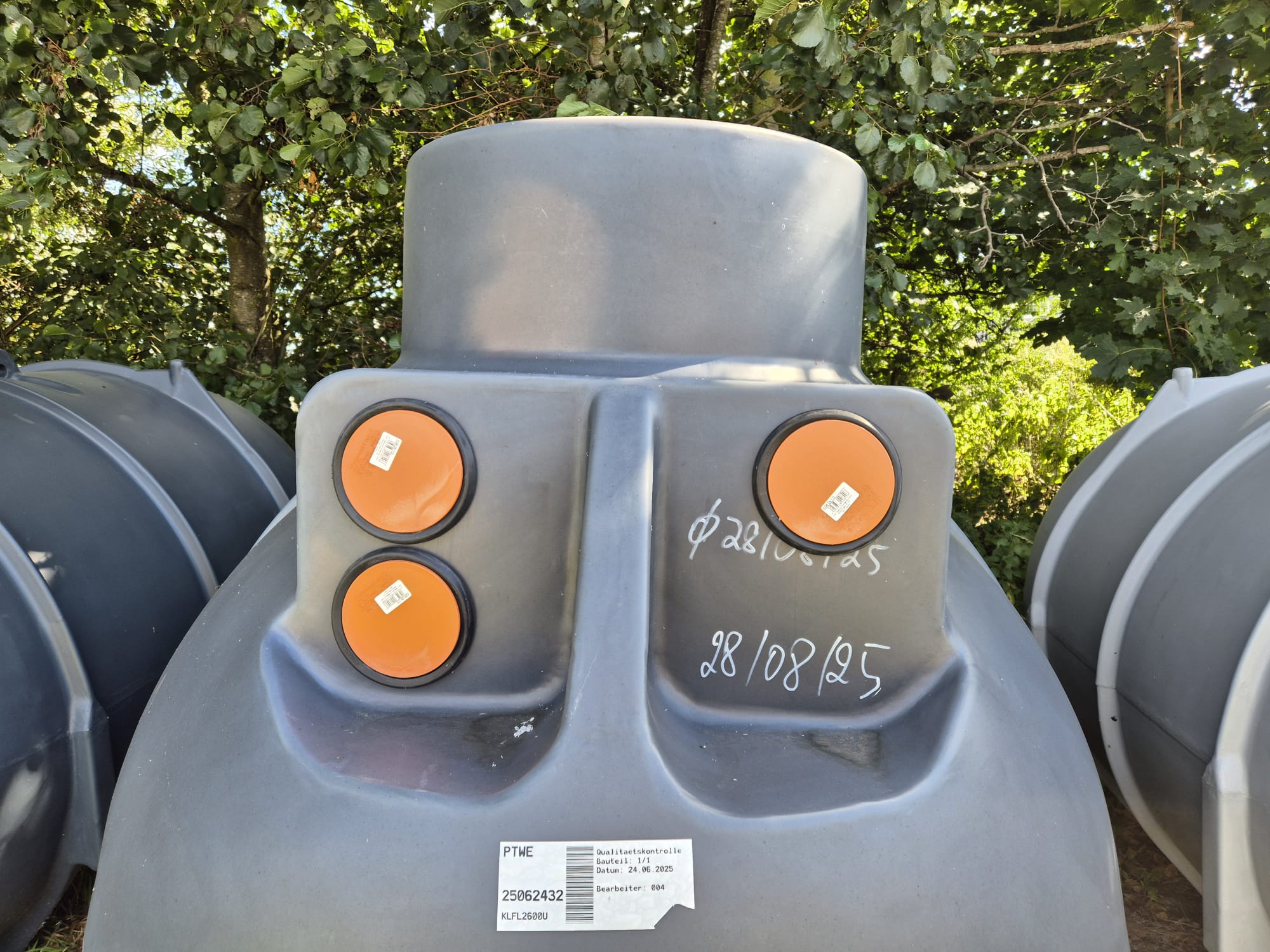 BlueLine II Tank 2600 Liter grau