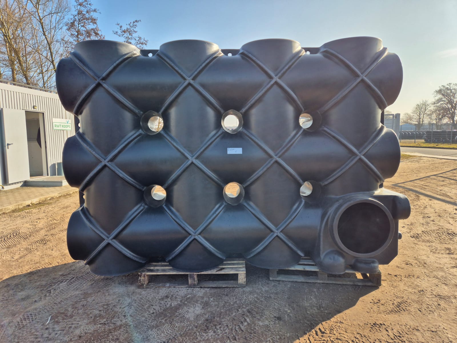 RWT Flachtank 7500L 