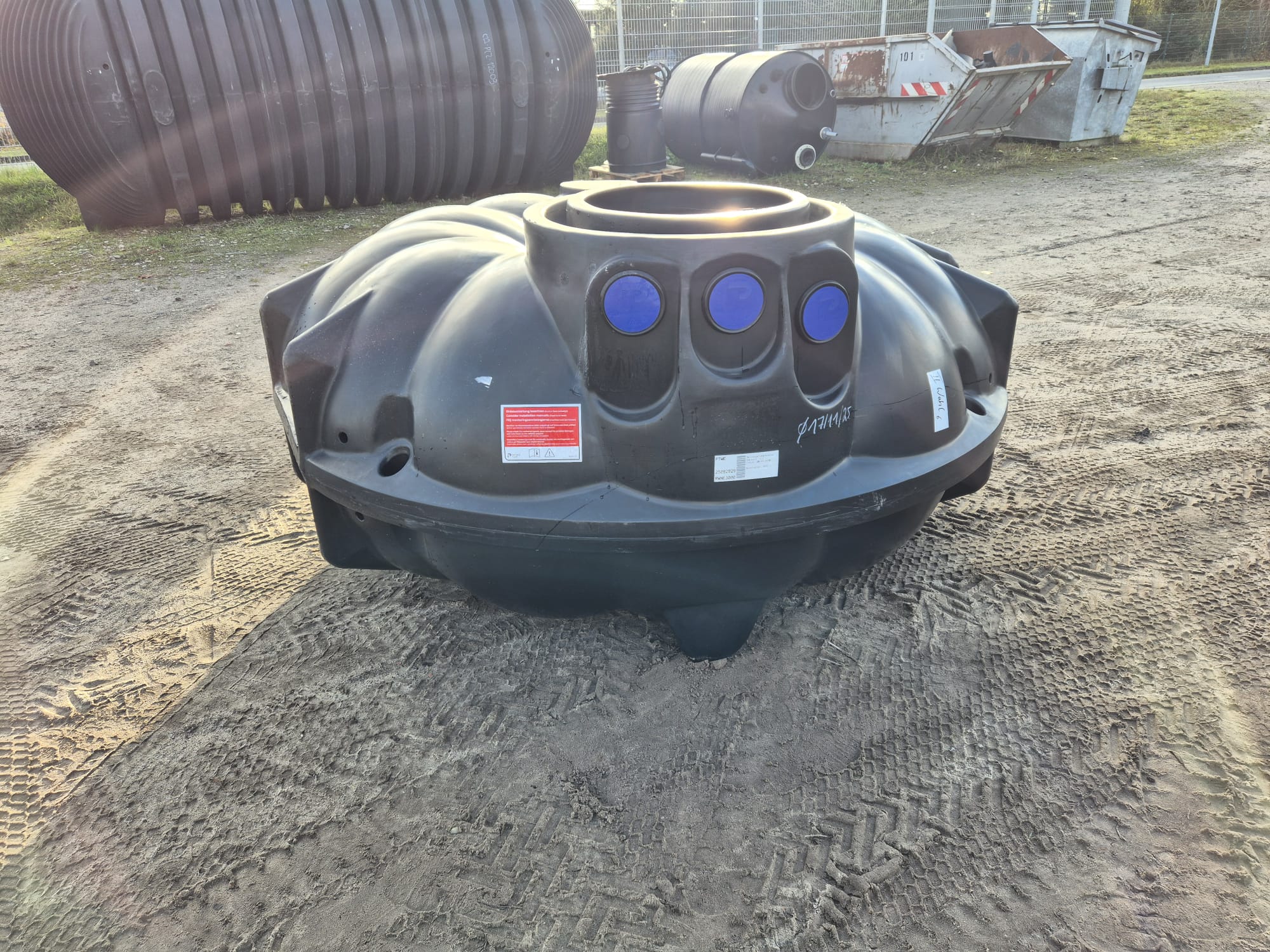 NEO Flachtank 3000 Liter 