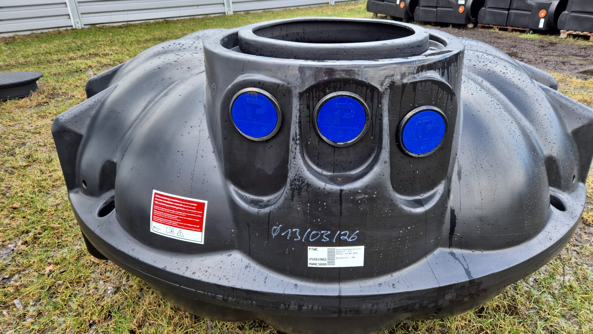 NEO Flachtank 3000 Liter 