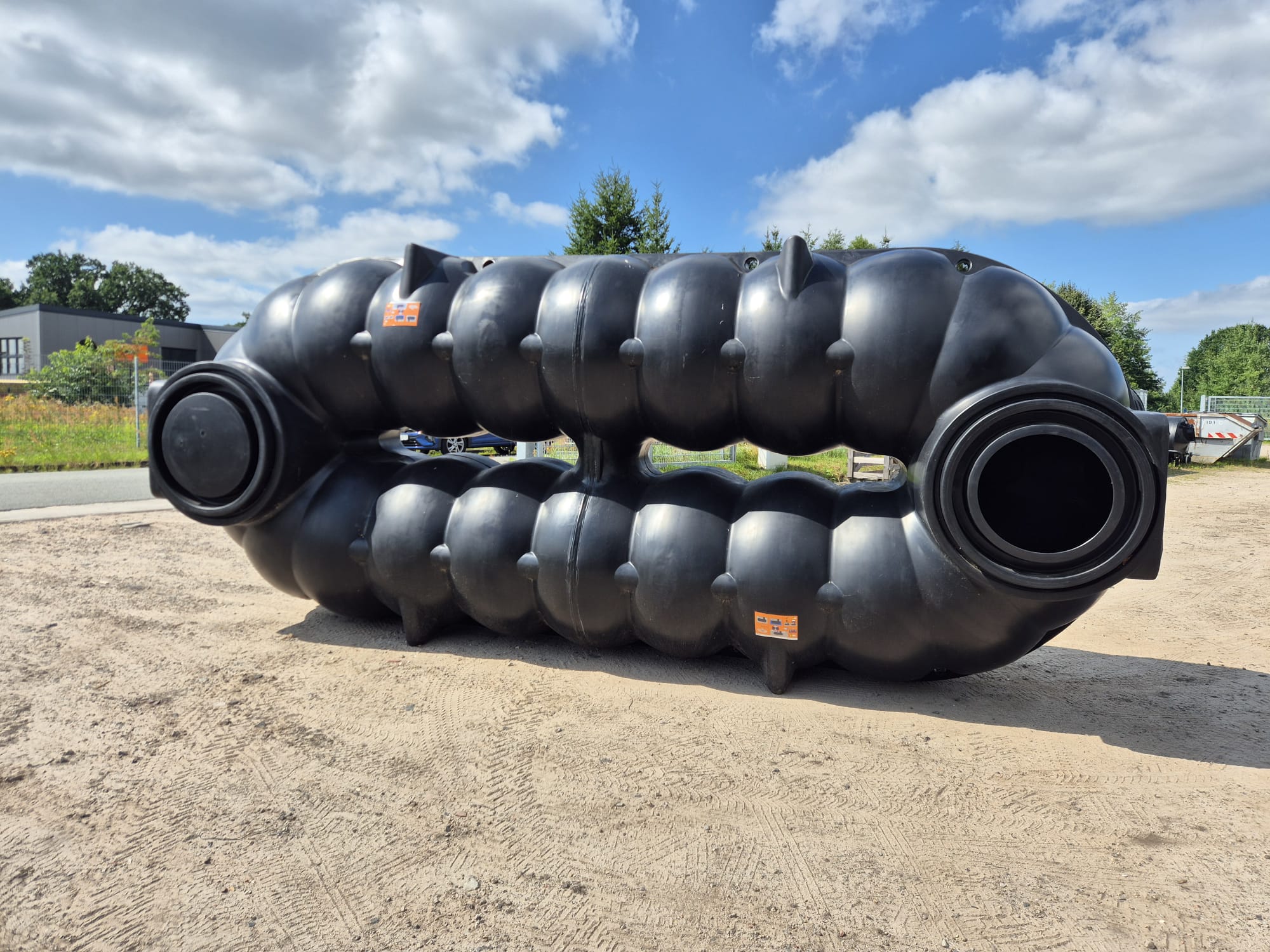 NEO Flachtank 10000 L inkl. Anschlussschacht FLEXI DN600 & Schachtabschluss VS 20cm+TopCover