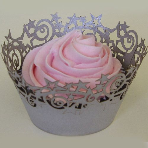 CW922_0_f04e5ea2ab13dc94c71057962b2be8db PME Muffin / Cupcake Wrappers silberne Sterne 12 Stück