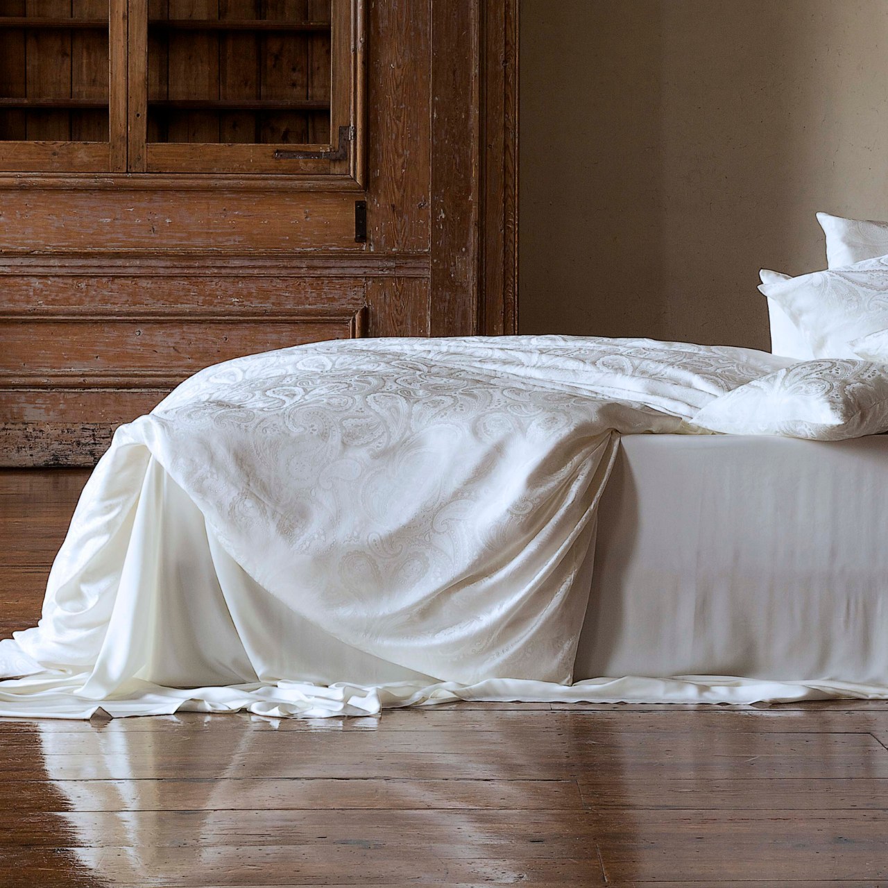 000009072401 - 027 offwhite