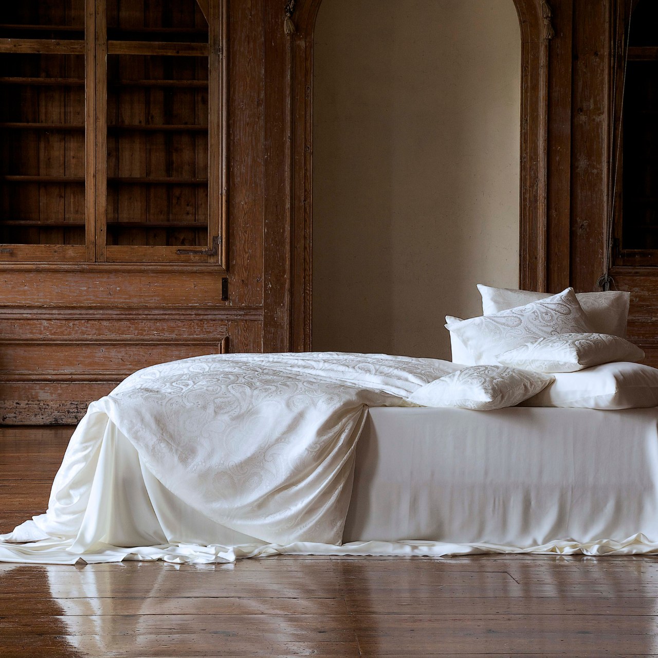 CHRISTIAN FISCHBACHER - "Soie" CHRISTIAN FISCHBACHER - "Soie"