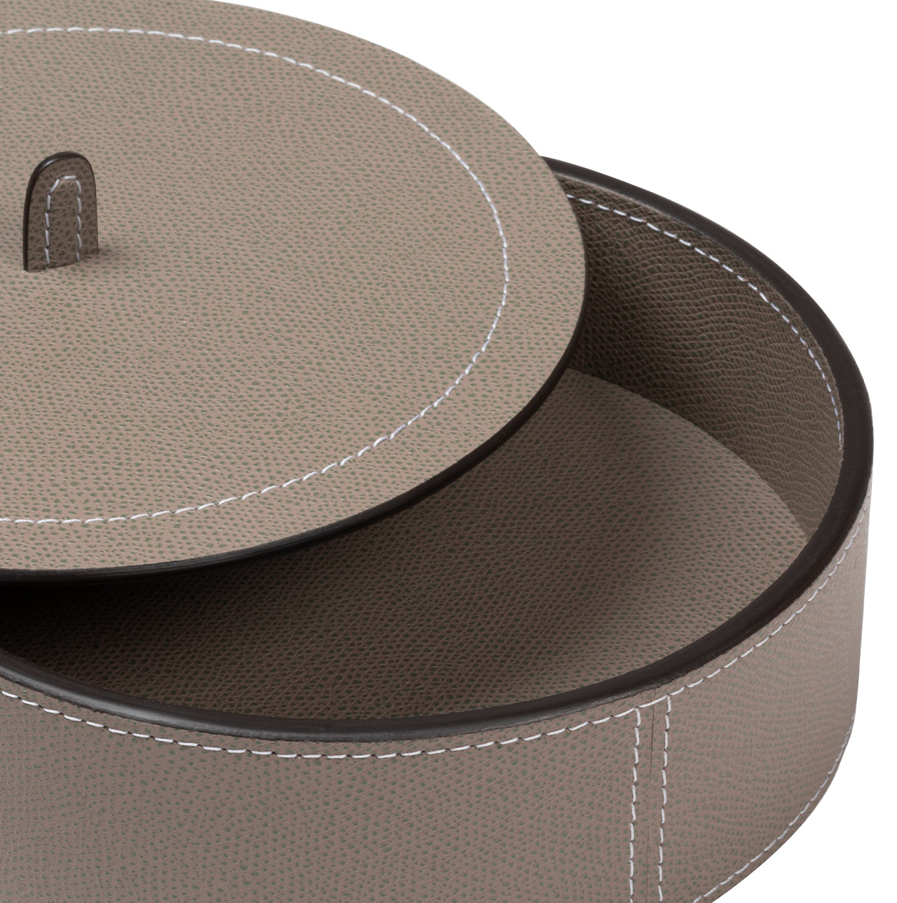 Dose aus Leder mit Deckel in braun