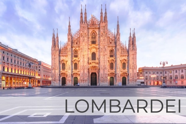 Region Lombardei mit Blick auf den Platz vor dem Mailänder Dom