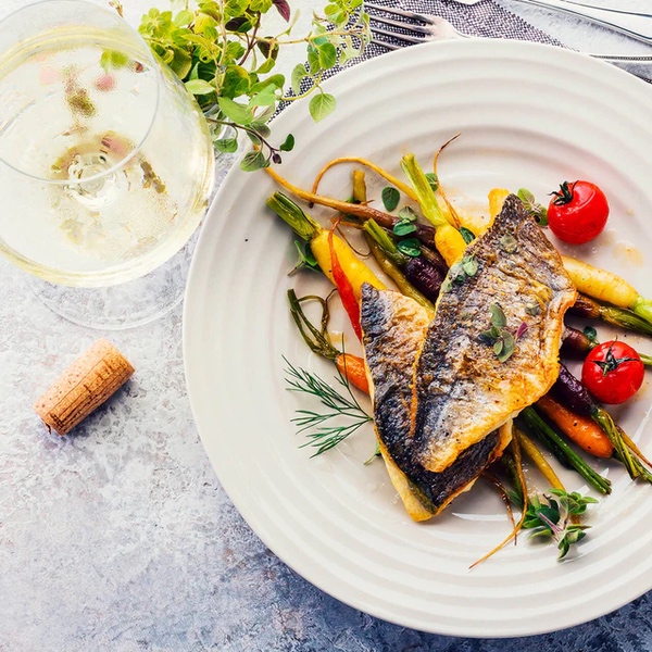 glas Cutrera Grillo mit gebratenem Fisch und Gemüse glas Cutrera Grillo mit gebratenem Fisch und Gemüse