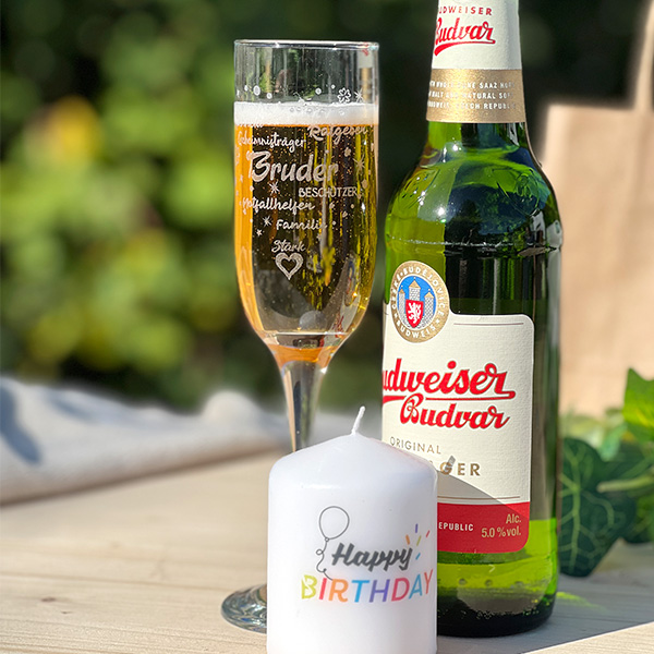 Geschenkset "Bruder": graviertes Bierglas, Budweiser Premium Lager & Kerze