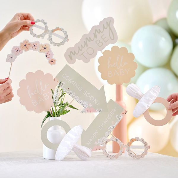 "Hello Baby" Fotorequisiten-Set in floralem Design für Selfies, 10-teilig