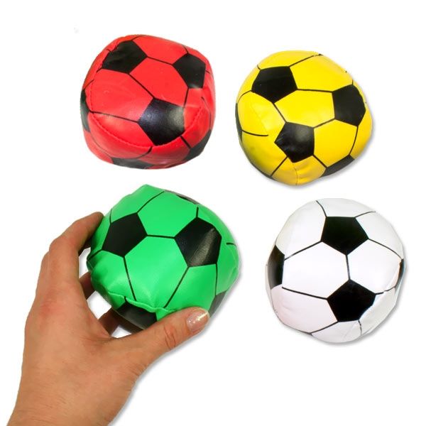 Gummi-Bälle im Fußball-Look für Wurfspiele, 4er Pack, ca. 9cm Ø