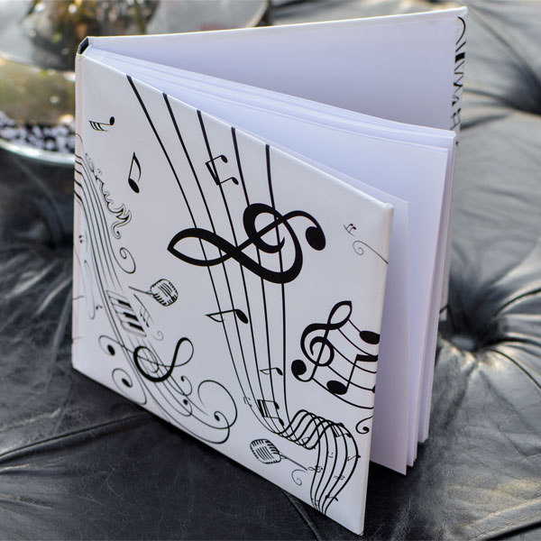 Musikparty Gästebuch, 24cm x 24cm, Hardcover Einband mit 22 Seiten
