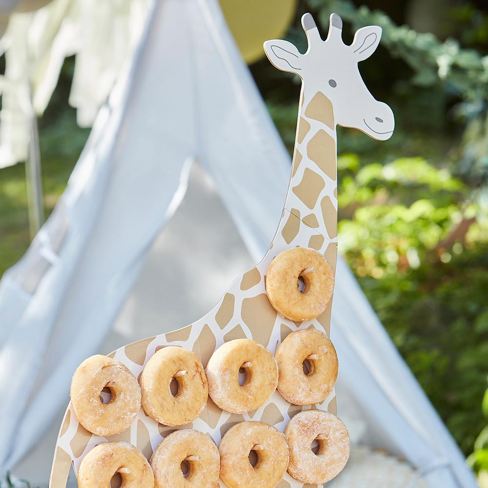 Donut-Aufsteller als niedliche Giraffe, stabile Pappe, 85cm x 56cm