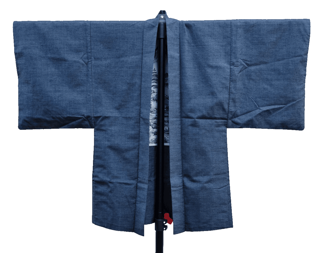 Haori Jacke Vorderseite vom dunkelblauen Tsumugi Kimono Set  für Herren