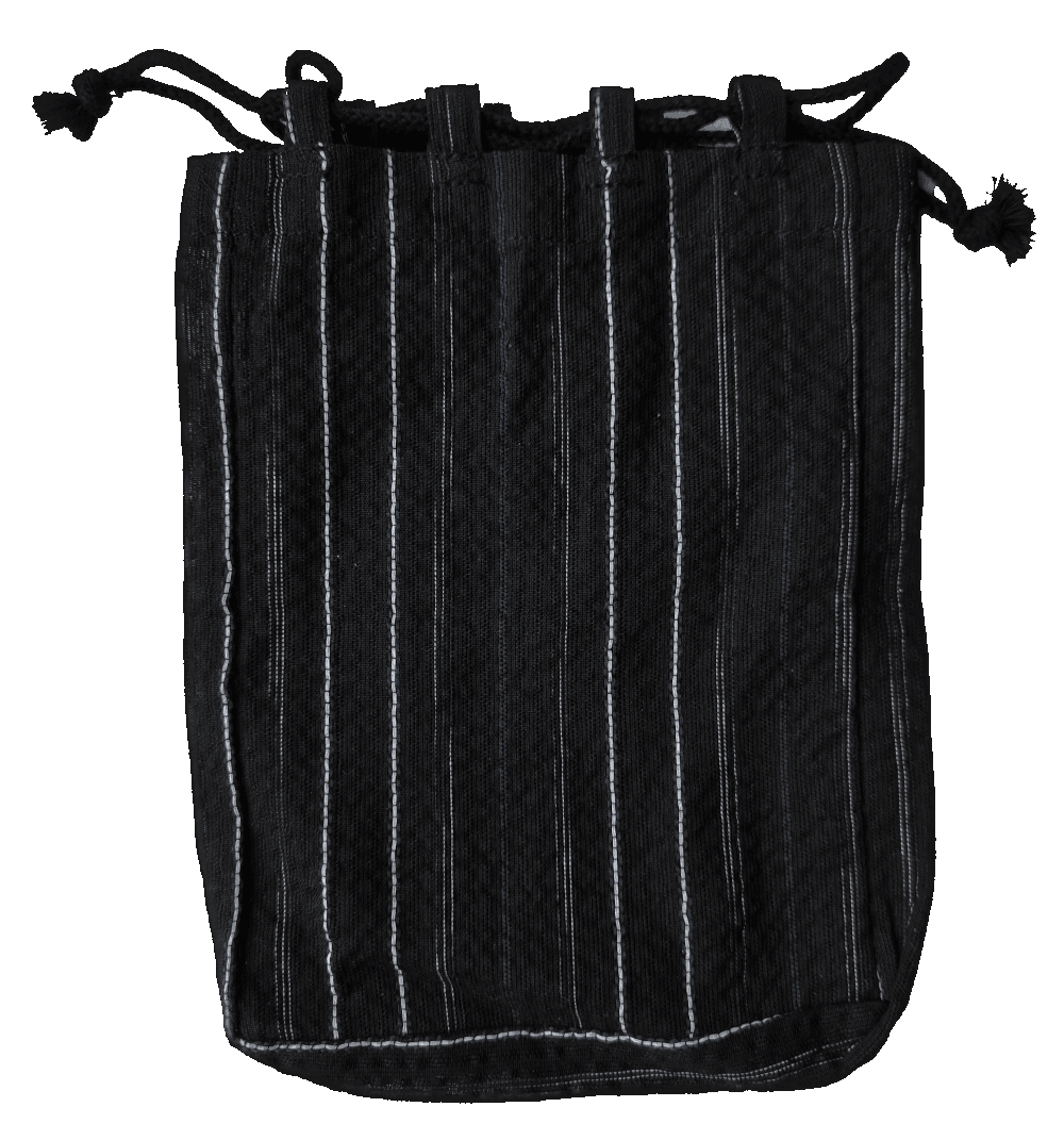 Kinchaku Beutel schwarz mit Streifen gefüllt