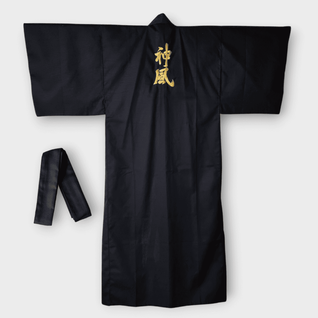 Kimono Herren schwarz Kamikaze Kanji inkl. Obi