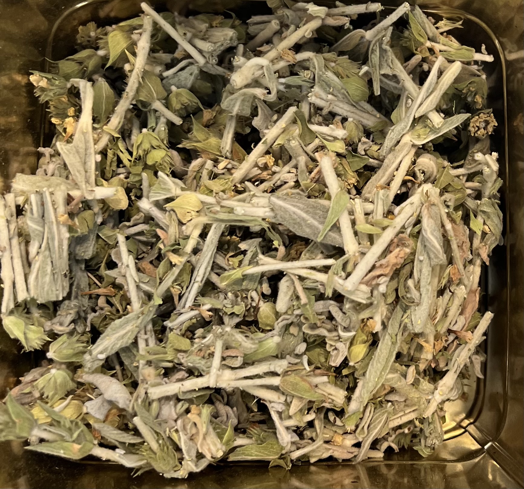 Infusión de hierbas Gr. Mezcla de té de montaña de invierno orgánico.
